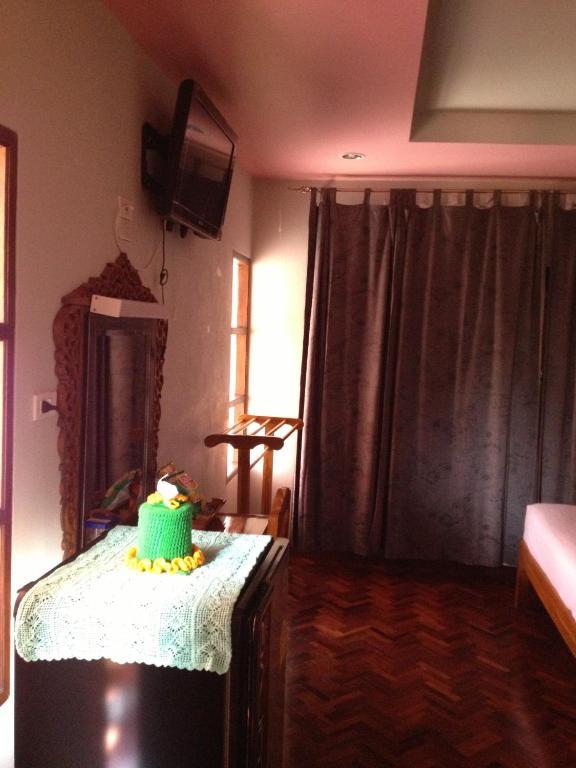 Chok-Wasana Guest House Mae Sariang Oda fotoğraf