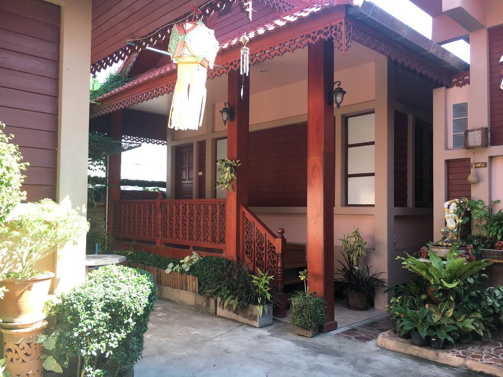 Chok-Wasana Guest House Mae Sariang Dış mekan fotoğraf