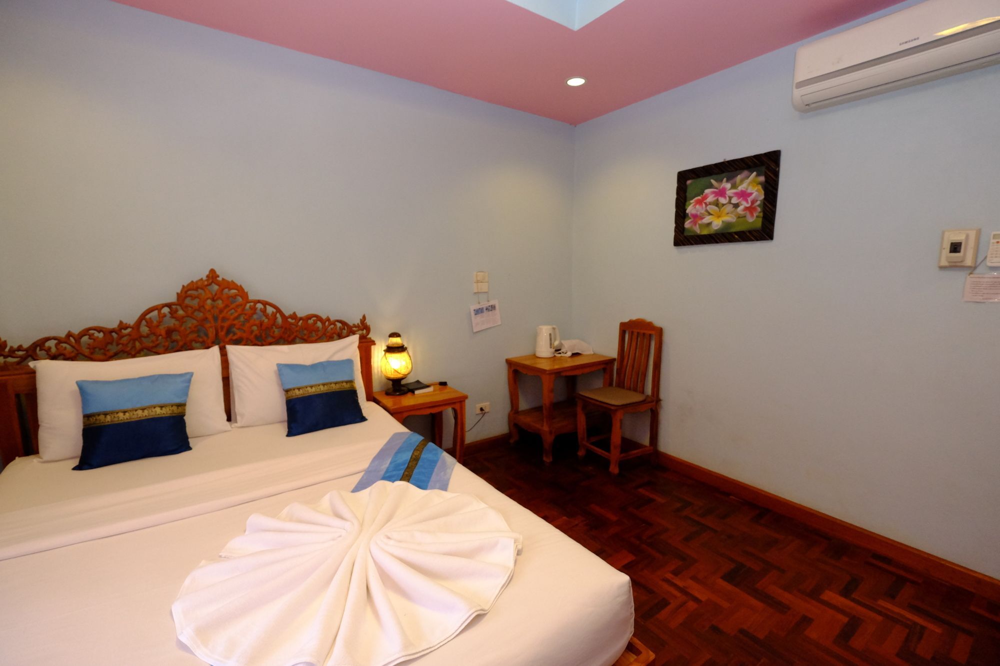 Chok-Wasana Guest House Mae Sariang Dış mekan fotoğraf